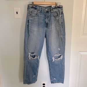 American Eagle mom jean! NWT